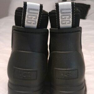 Black UGG Water Boots NWOT Size 7